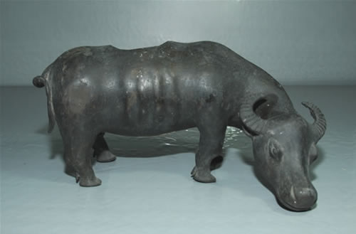 ����ˮţͭ��